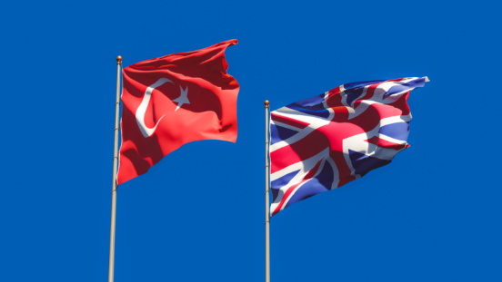 Turkey signs free trade agreement with UK Turkey signs free trade agreement with UK